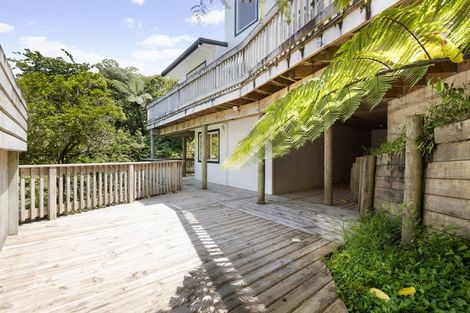 Photo of property in 51b Maungaraki Road, Korokoro, Lower Hutt, 5012