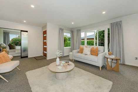 Photo of property in 29 Liverton Crescent, Bishopdale, Christchurch, 8053