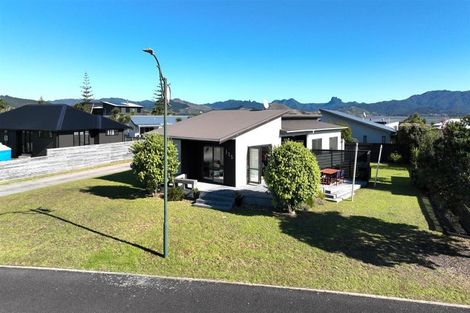 Photo of property in 125 Kelly Jade Avenue, Matarangi, Whitianga, 3592
