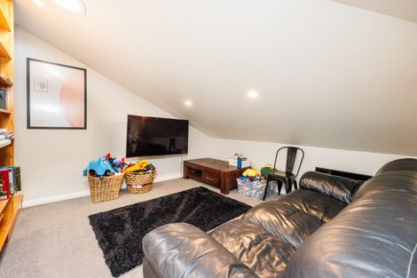 Photo of property in 239 Victoria Avenue, Hokowhitu, Palmerston North, 4410