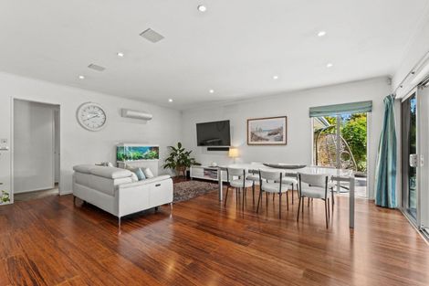 Photo of property in 28 Wilkinsons Road, Harewood, Christchurch, 8051