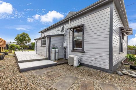 Photo of property in 1 Tamar Street, Rongotea, 4476