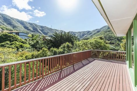 Photo of property in 26 Doris Gordon Crescent, Crofton Downs, Wellington, 6035