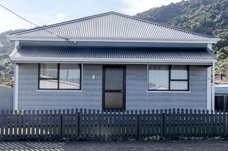 Photo of property in 61 Fox Street, Cobden, Greymouth, 7802