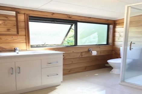 Photo of property in 6a Cambric Place, Botany Downs, Auckland, 2010