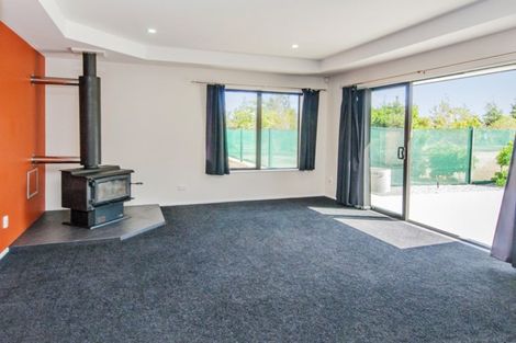 Photo of property in 33 Mchugh Crescent, Darfield, 7510