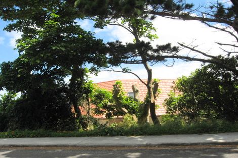 Photo of property in 329 Motutara Road, Muriwai, Waimauku, 0881