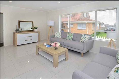 Photo of property in 1/105 Manuka Road, Bayview, Auckland, 0629