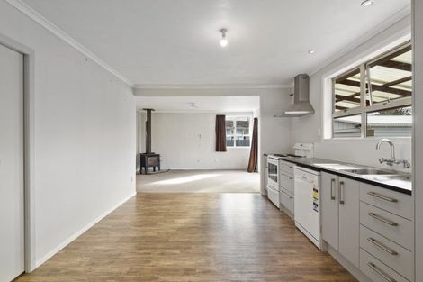 Photo of property in 17 Saint Andrews Drive, Tokoroa, 3420