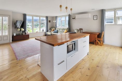 Photo of property in 55 Taylor Terrace, Tawa, Wellington, 5028