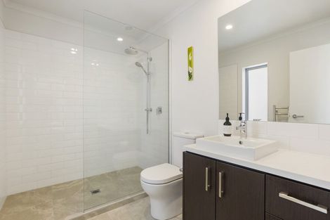 Photo of property in 47 Beachwood Drive, Hatfields Beach, Orewa, 0931