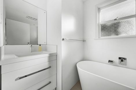 Photo of property in 1/23 Okareka Place, Pakuranga Heights, Auckland, 2010