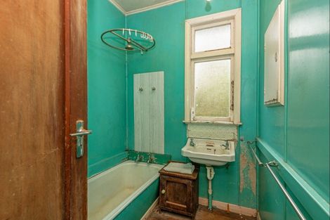 Photo of property in 12 Kensington Road, Marton, 4710