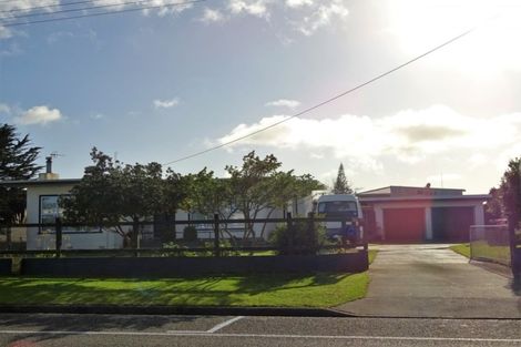 Photo of property in 119 Seabury Avenue, Foxton Beach, Foxton, 4815
