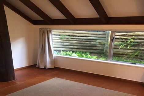 Photo of property in 33 Reynolds Place, Torbay, Auckland, 0630