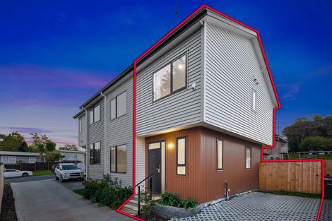 Photo of property in 4b Halberg Street, Glenfield, Auckland, 0629