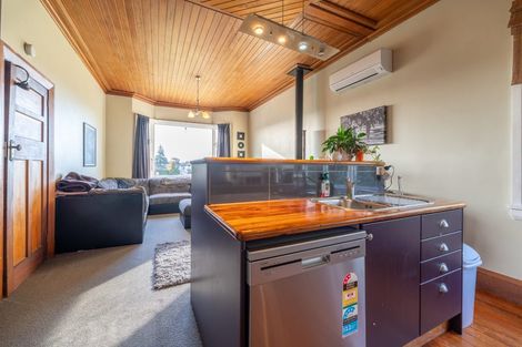 Photo of property in 10 Clifton Terrace, West End, Timaru, 7910