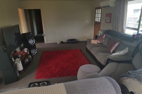 Photo of property in 6 Queenspark Drive, Parklands, Christchurch, 8083