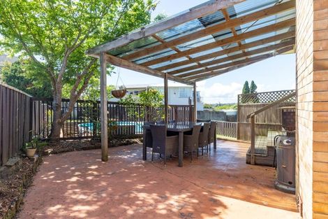 Photo of property in 15 Pasteur Place, New Windsor, Auckland, 0600