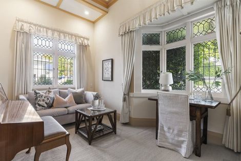 Photo of property in 7 Bella Vista Road, Herne Bay, Auckland, 1011