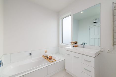 Photo of property in 106 Stapletons Road, Richmond, Christchurch, 8013