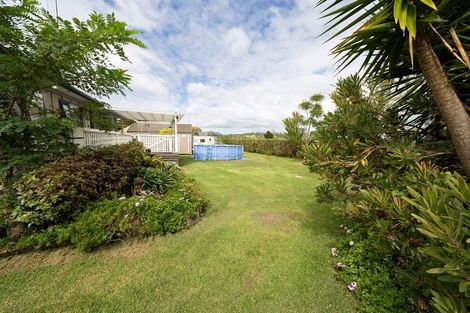 Photo of property in 60 George Street, Hikurangi, 0114