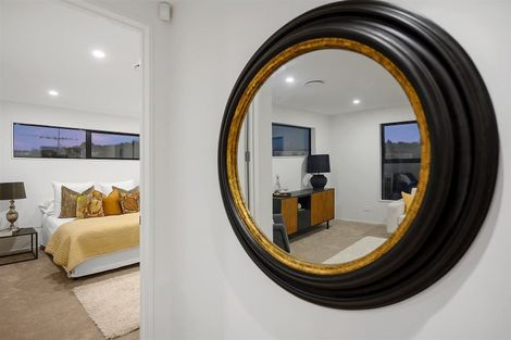 Photo of property in 7/5 Lemon Grove Lane, Greenhithe, Auckland, 0632