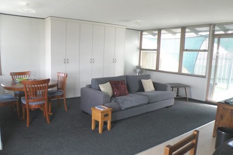 Photo of property in 4 Fairview Street, Tirau, 3410