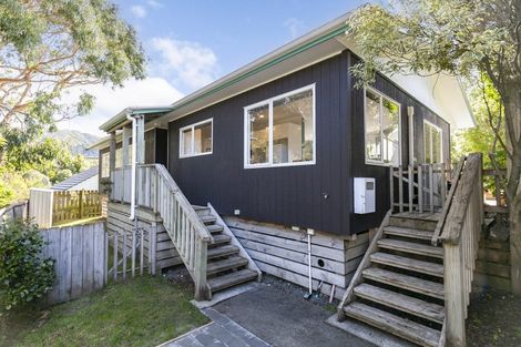 Photo of property in 19a Bell Street, Tawa, Wellington, 5028