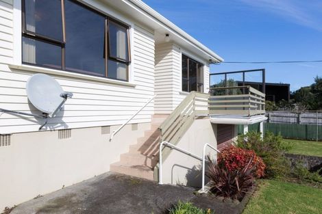 Photo of property in 7 Moulton Street, Moturoa, New Plymouth, 4310