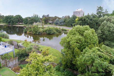 Photo of property in 107 Jickell Street, Hokowhitu, Palmerston North, 4410