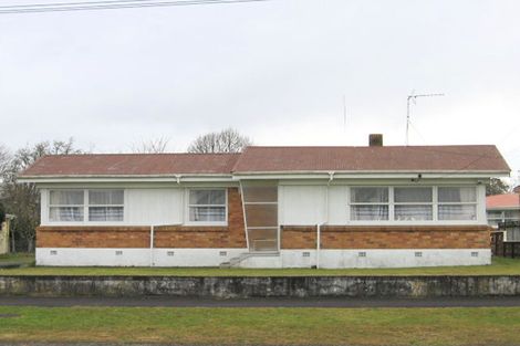 Photo of property in 79 Lewis Street, Glenview, Hamilton, 3206