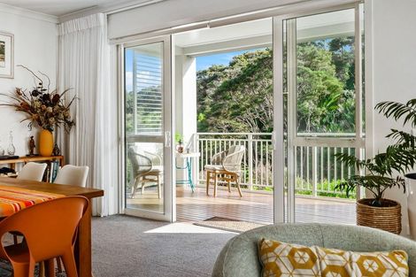 Photo of property in 90 Eaves Bush Parade, Orewa, 0931