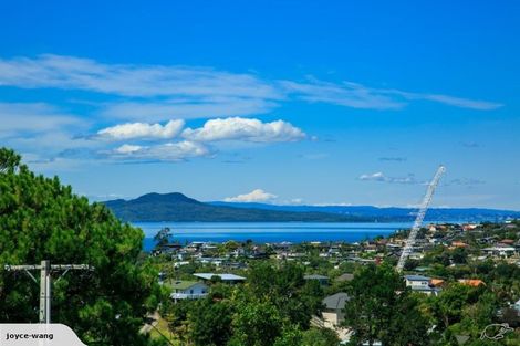 Photo of property in 86 Carlisle Road, Browns Bay, Auckland, 0632