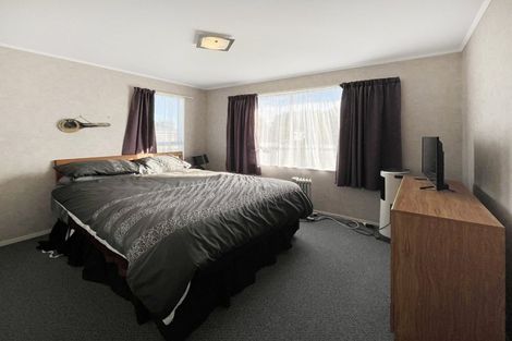 Photo of property in 6 Jupiter Street, Milson, Palmerston North, 4414