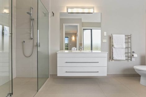 Photo of property in 166j Postman Road, Dairy Flat, Albany, 0794