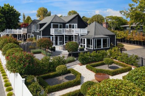 Photo of property in 26 Otupai Street, Two Mile Bay, Taupo, 3330