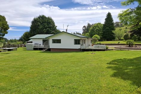 Photo of property in 227 Whangamata Road, Kinloch, Taupo, 3377