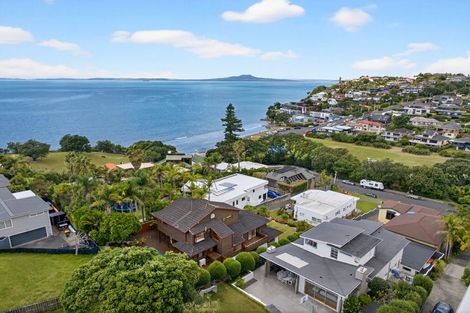 Photo of property in 1/50 Masterton Road, Rothesay Bay, Auckland, 0630