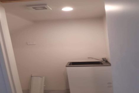 Photo of property in 33a Murphys Park Drive, Flat Bush, Auckland, 2019