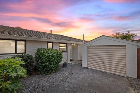Photo of property in 2/116 Reynolds Avenue, Bishopdale, Christchurch, 8053
