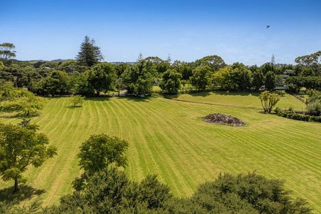 Photo of property in 786 South Head Road, South Head, Helensville, 0874