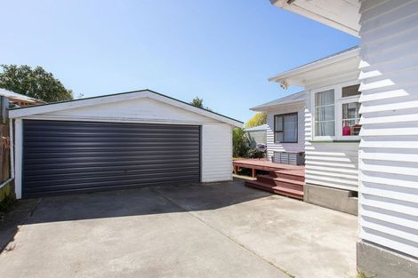 Photo of property in 44 Windermere Road, Papanui, Christchurch, 8053