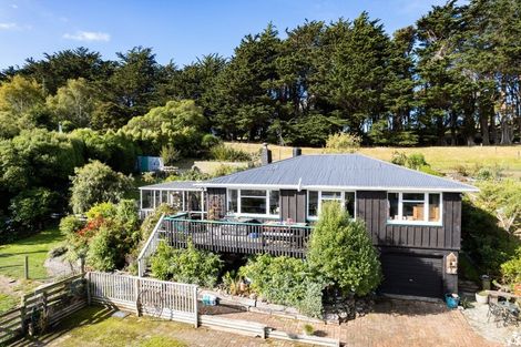 Photo of property in 16 Boundary Street, Purakaunui, Port Chalmers, 9081