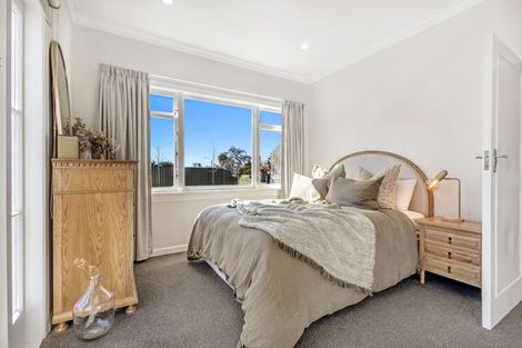 Photo of property in 221 Saint Leonards Avenue, Saint Leonards, Hastings, 4120