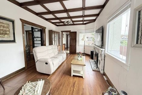 Photo of property in 17 Clarendon Road, Saint Heliers, Auckland, 1071