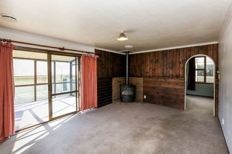 Photo of property in 115 Mangorei Road, Merrilands, New Plymouth, 4312