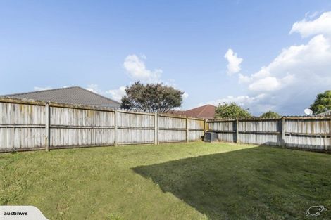 Photo of property in 4a Marlon Lane, East Tamaki, Auckland, 2016