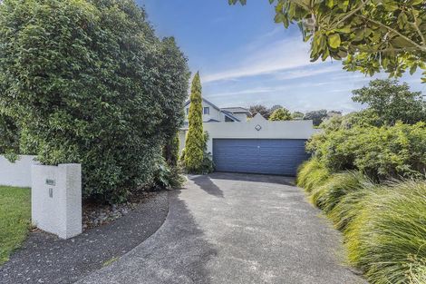 Photo of property in 18 Oxford Street, Tawa, Wellington, 5028