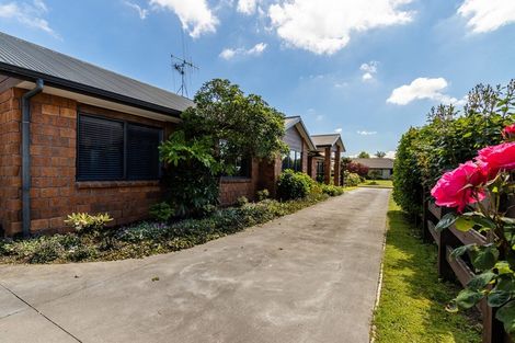 Photo of property in 10 De La Mare Drive, Leamington, Cambridge, 3432